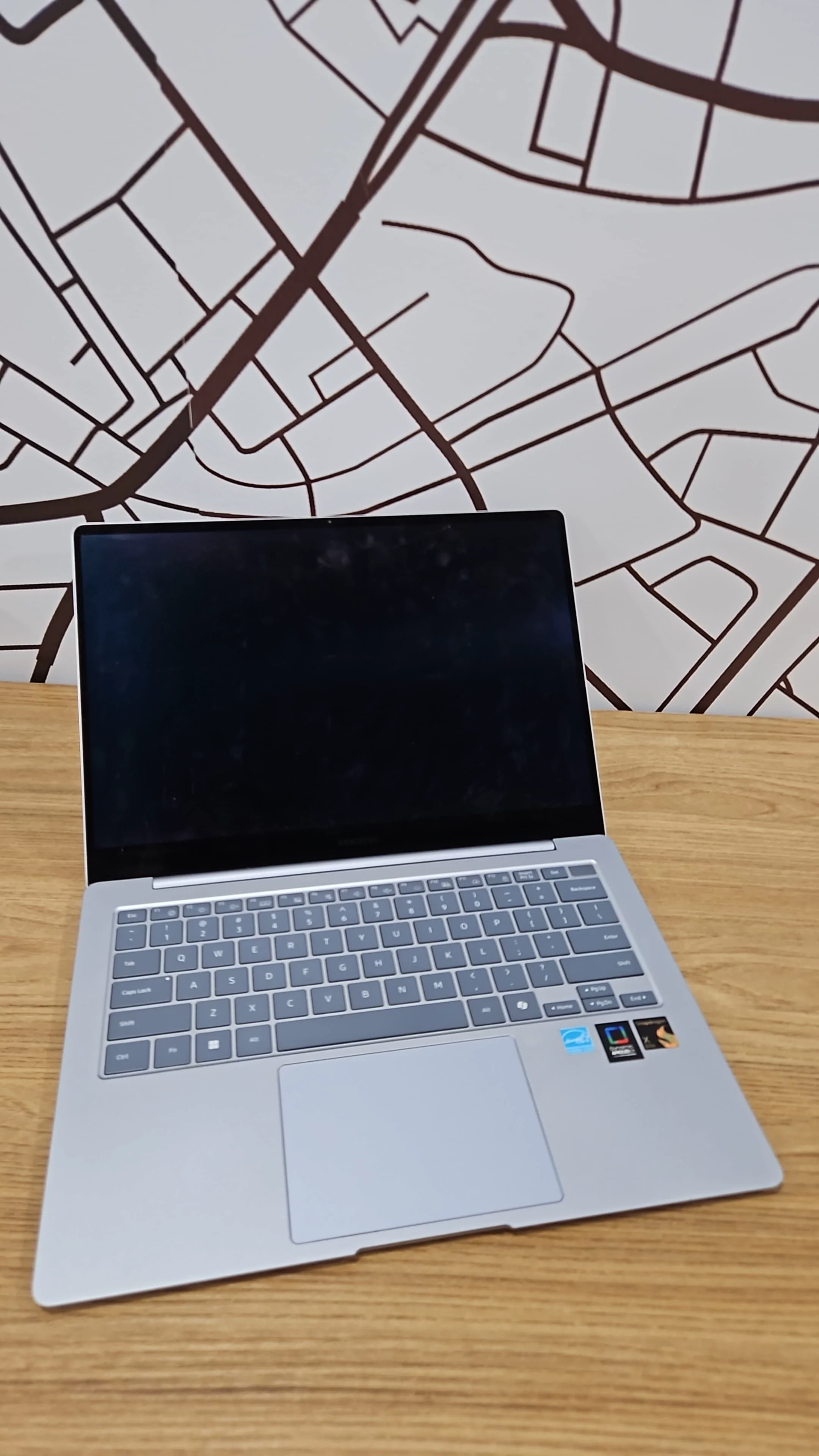 Galaxy Book 4 Edge fotografado para venda
